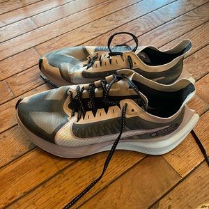 Women’s Nike Zoom Gravity